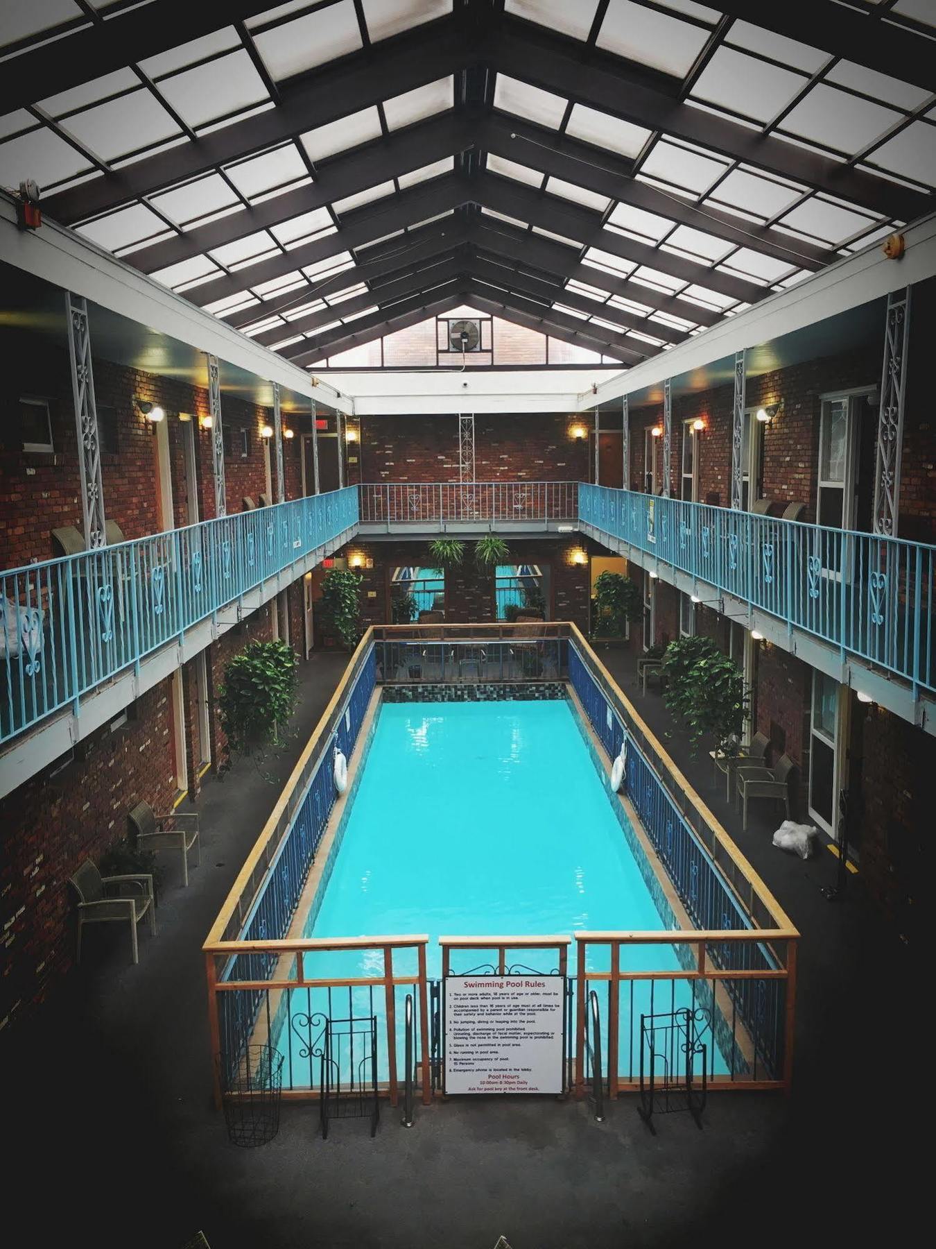 Bluebird Spa City Motor Lodge Saratoga Springs Bagian luar foto